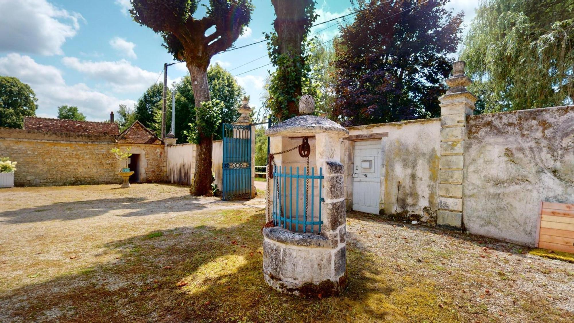 Gite Chateau Du Colombier - Piscine Chauffee Vila Mailly-le-Château Exterior foto